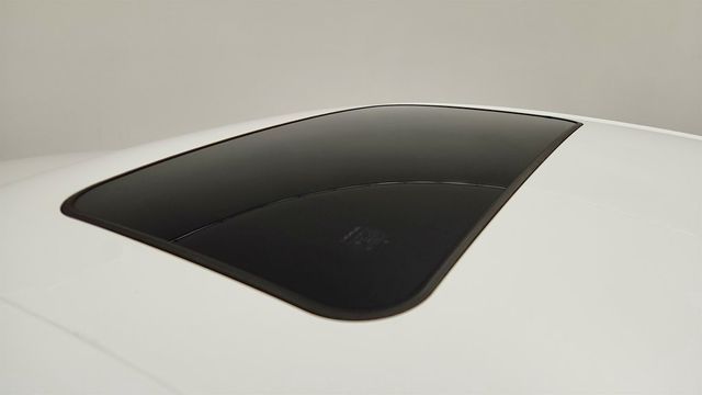 2015 Lexus IS 250 4dr Sport Sedan Crafted Line AWD with Navigation System Package - 22960983 - 9