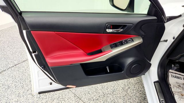 2015 Lexus IS 250 4dr Sport Sedan Crafted Line AWD with Navigation System Package - 22960983 - 10