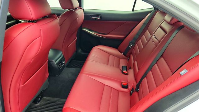 2015 Lexus IS 250 4dr Sport Sedan Crafted Line AWD with Navigation System Package - 22960983 - 23