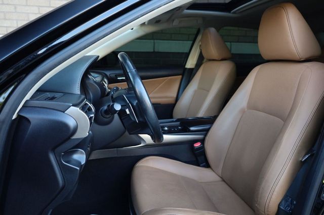 2015 Lexus IS 250 Crafted Line - 23072896 - 16