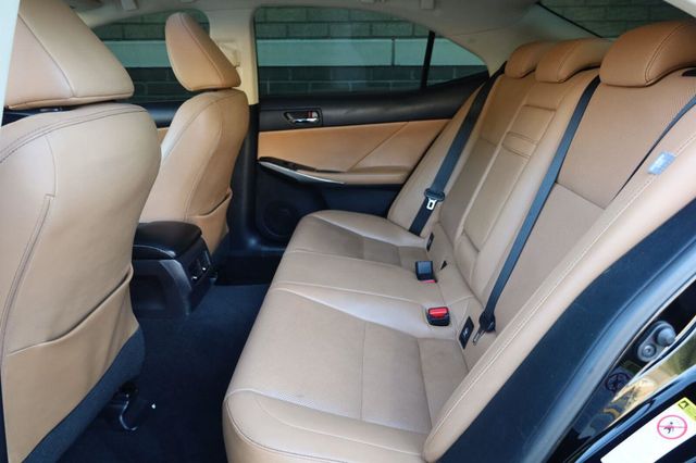 2015 Lexus IS 250 Crafted Line - 23072896 - 20