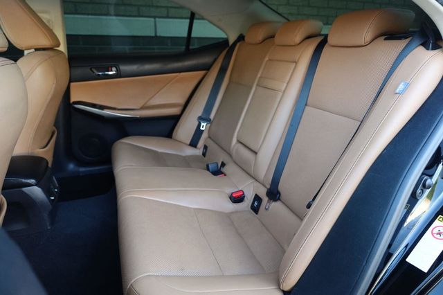 2015 Lexus IS 250 Crafted Line - 23072896 - 21