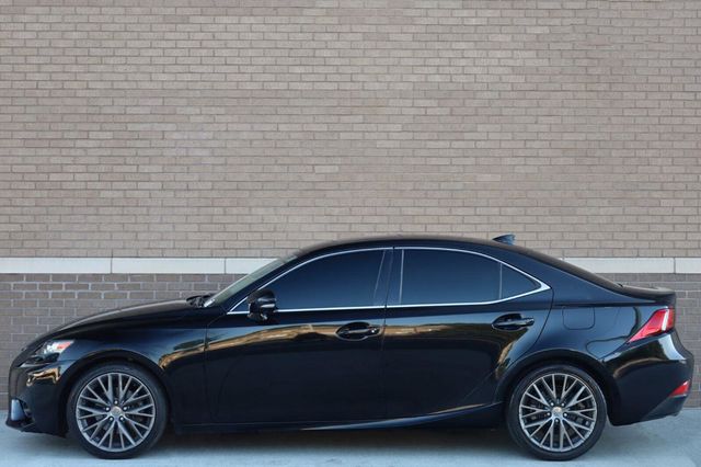 2015 Lexus IS 250 Crafted Line - 23072896 - 2