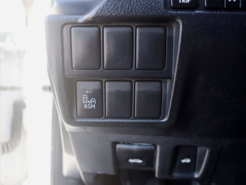 2015 Lexus IS 250 Sport Auto AWD Premium & Navigation Package - 22960183 - 11