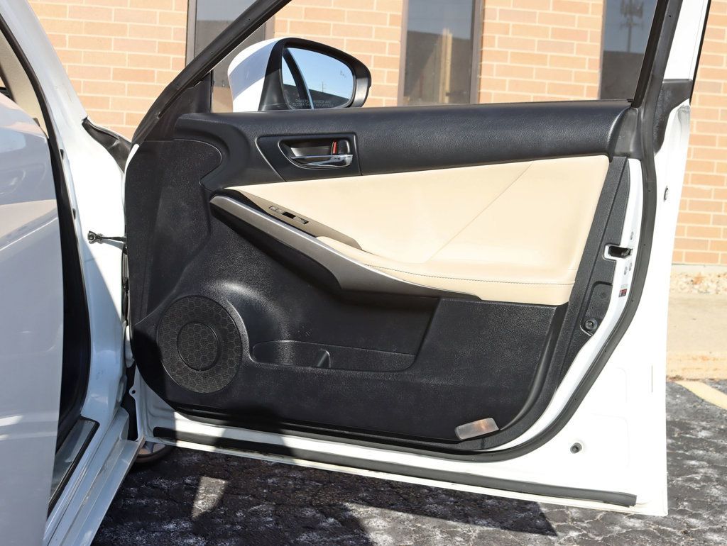 2015 Lexus IS 250 Sport Auto AWD Premium & Navigation Package - 22960183 - 26