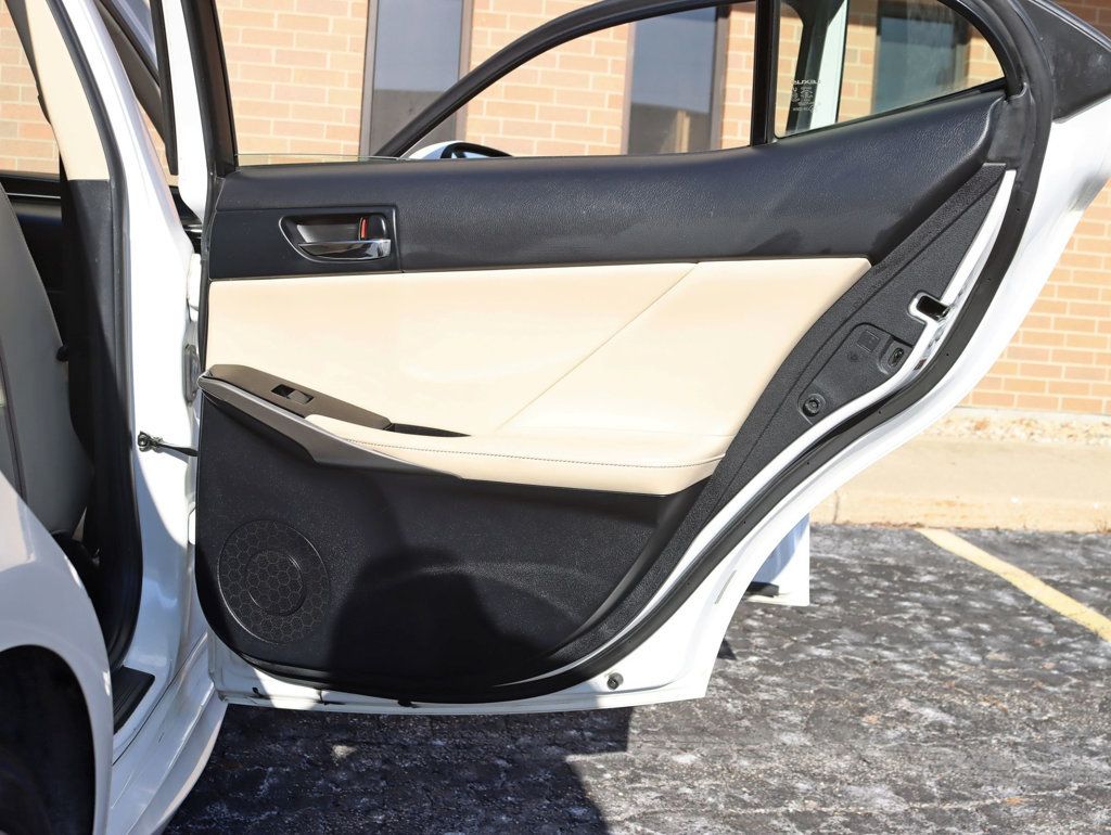 2015 Lexus IS 250 Sport Auto AWD Premium & Navigation Package - 22960183 - 28