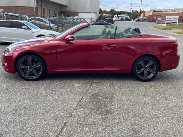 2015 Lexus IS 250C 2dr Convertible - 23091004 - 31