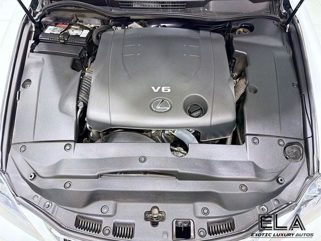 2015 Lexus IS 250C 2dr Convertible - 23020541 - 29