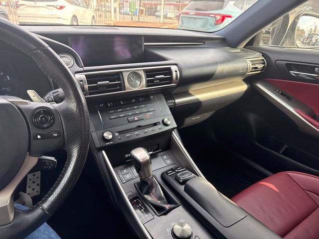 2015 Lexus IS 350 4dr Sedan AWD - 23101776 - 14