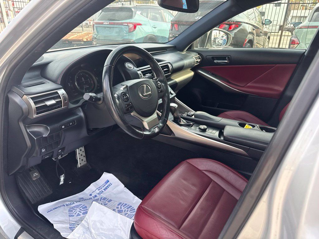 2015 Lexus IS 350 4dr Sedan AWD - 23101776 - 8