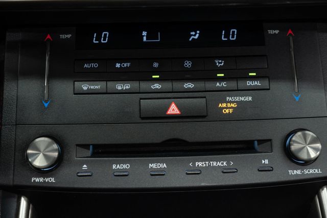 2015 Lexus IS 350 4dr Sedan AWD - 23051390 - 22