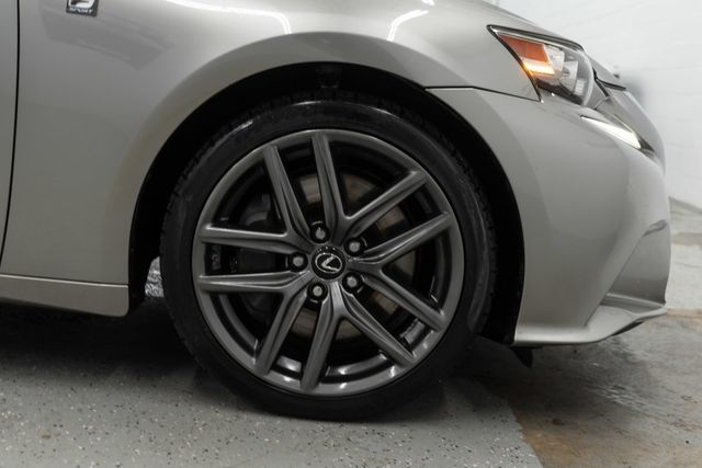 2015 Lexus IS 350 4dr Sedan AWD - 23051390 - 32