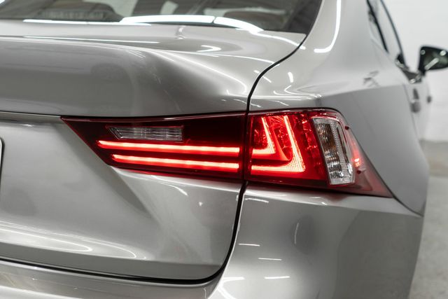 2015 Lexus IS 350 4dr Sedan AWD - 23051390 - 44