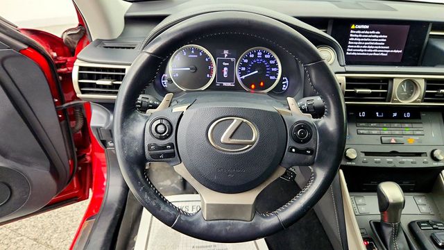 2015 Lexus IS 350 4dr Sedan AWD w/ Luxury Pkg, Nav System & 18'' Wheels - 23020176 - 13