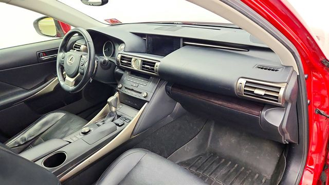 2015 Lexus IS 350 4dr Sedan AWD w/ Luxury Pkg, Nav System & 18'' Wheels - 23020176 - 25
