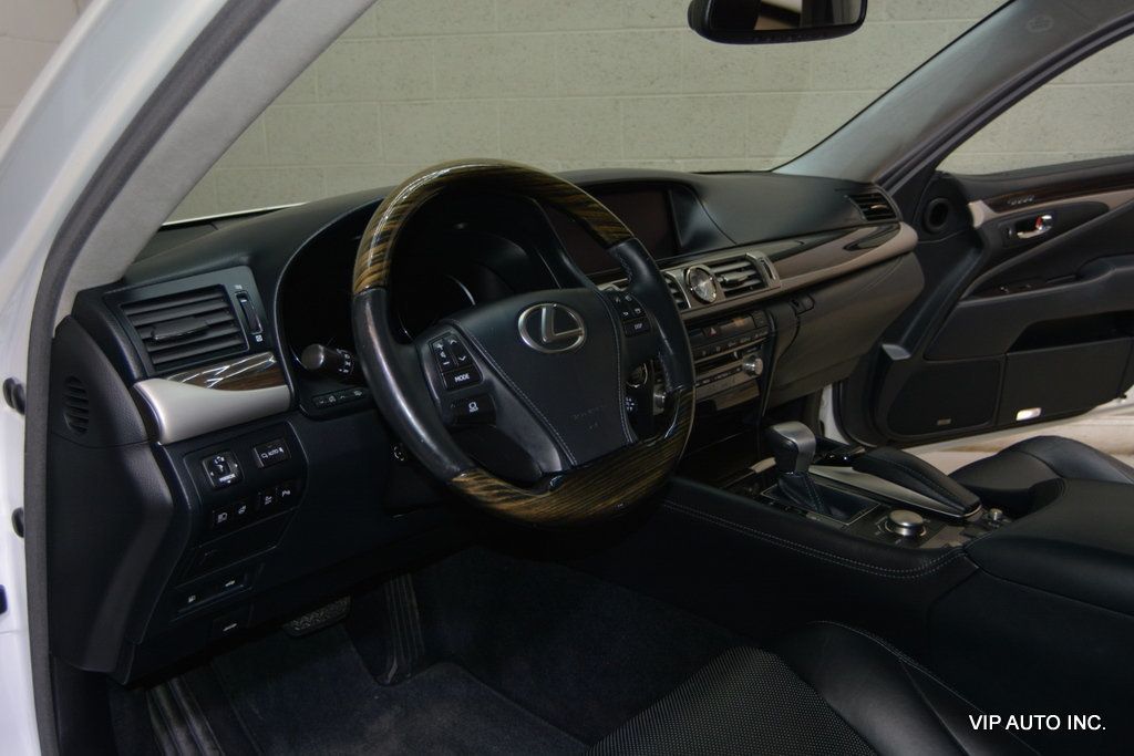 2015 Lexus LS 460  - 22996174 - 10