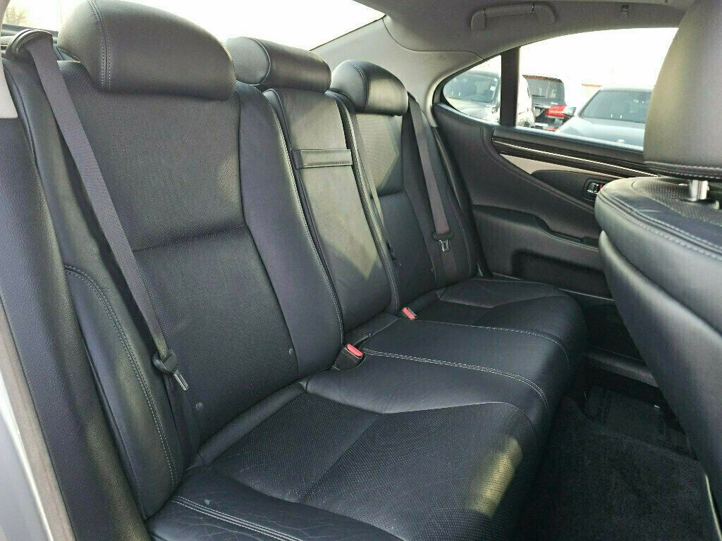 2015 Lexus LS 460 4dr Sedan AWD - 22959436 - 19
