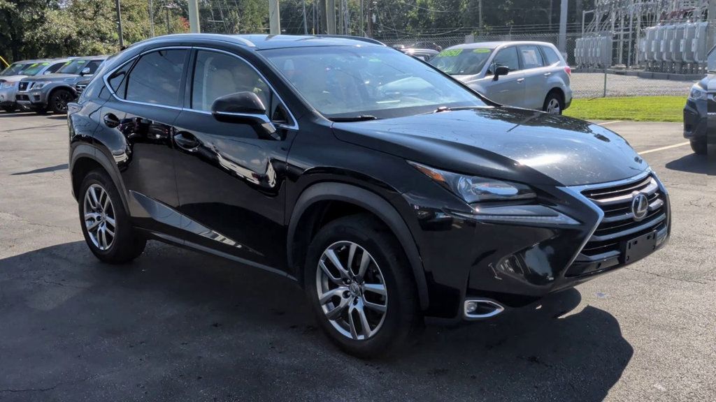 Lexus NX photo 2