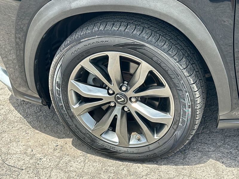 2015 Lexus NX 200t FWD 4dr F Sport - 23015228 - 11