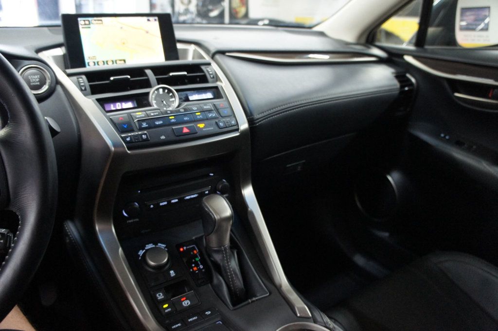 Lexus NX photo 35