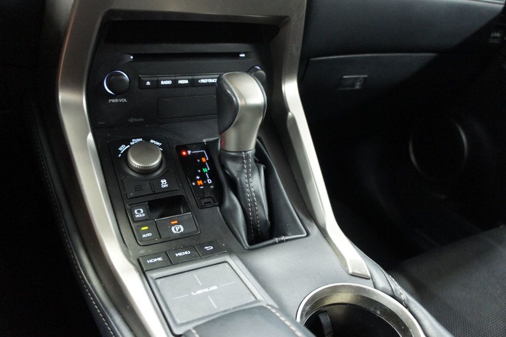 Lexus NX photo 40