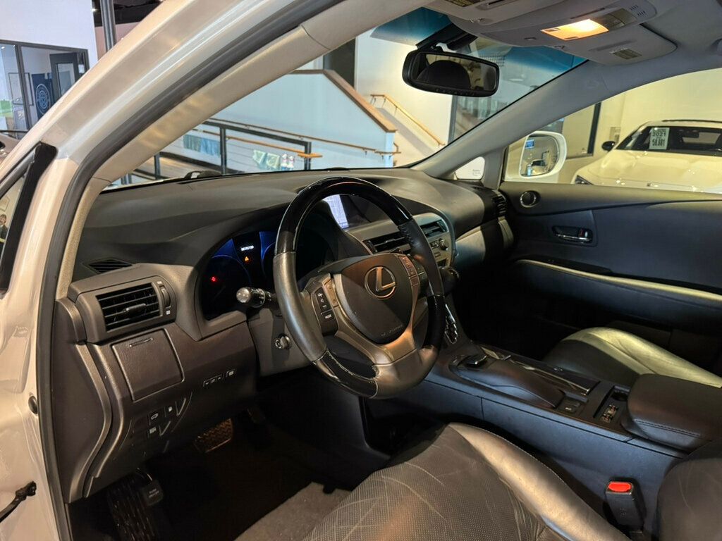 2015 Lexus RX 350 LocalTrade/NAV Pkg/PremiumPkg/Htd&CldSeats/MoonRoof/ParkAssist - 22931626 - 10