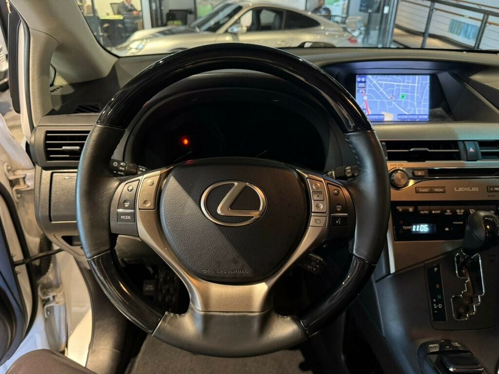 2015 Lexus RX 350 LocalTrade/NAV Pkg/PremiumPkg/Htd&CldSeats/MoonRoof/ParkAssist - 22931626 - 13