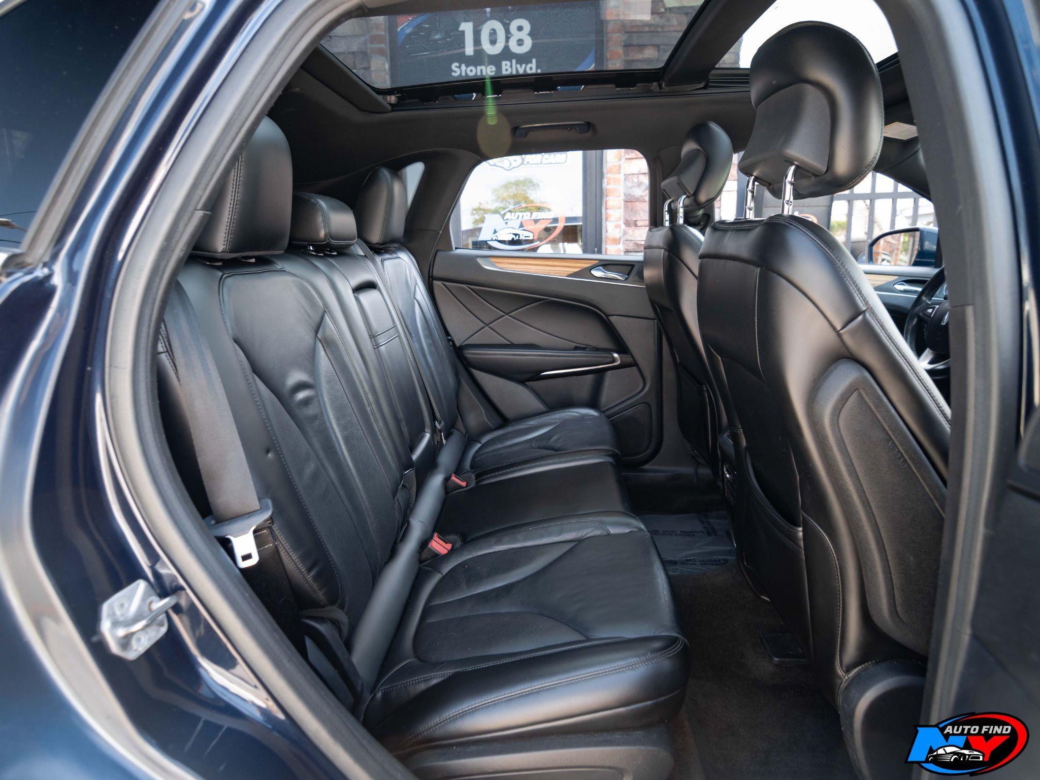 2015 Lincoln MKC Select photo 11