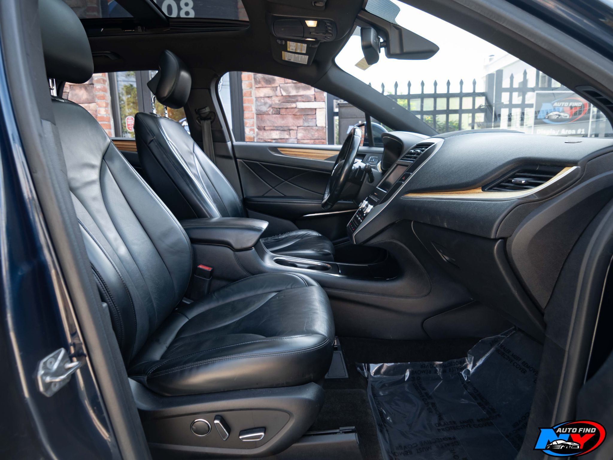 2015 Lincoln MKC Select photo 12