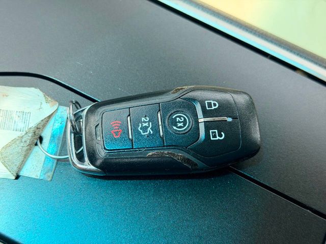 2015 Lincoln MKZ 4dr Sedan AWD - 23032550 - 44
