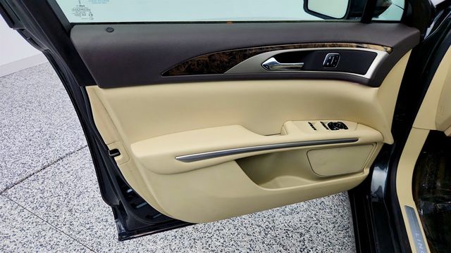 2015 Lincoln MKZ 4dr Sedan AWD with Equipment 102A, Power Moonroof & 19'' Wheels - 22962915 - 10