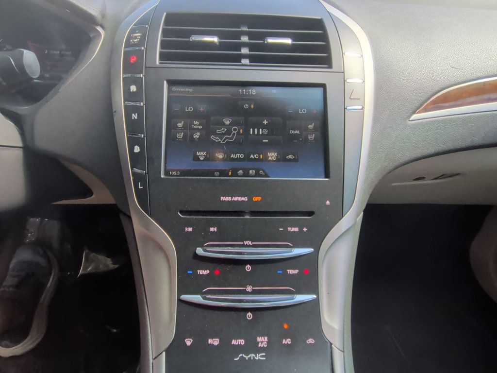 Lincoln MKZ 4dr Sedan Hybrid FWD photo 19
