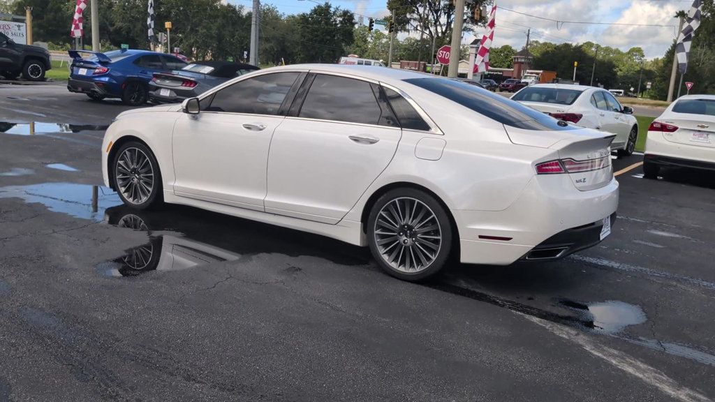 Lincoln MKZ 4dr Sedan Hybrid FWD photo 6