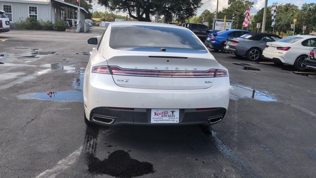 Lincoln MKZ 4dr Sedan Hybrid FWD photo 7