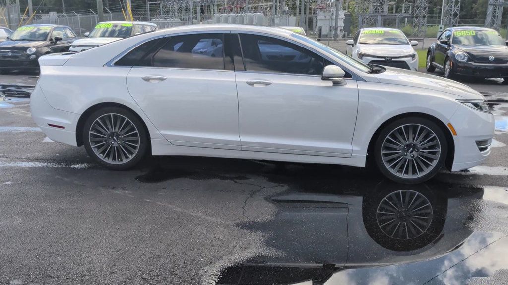 Lincoln MKZ 4dr Sedan Hybrid FWD photo 9