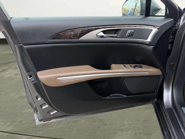 2015 Lincoln MKZ 4dr Sedan Hybrid FWD - 23002116 - 11