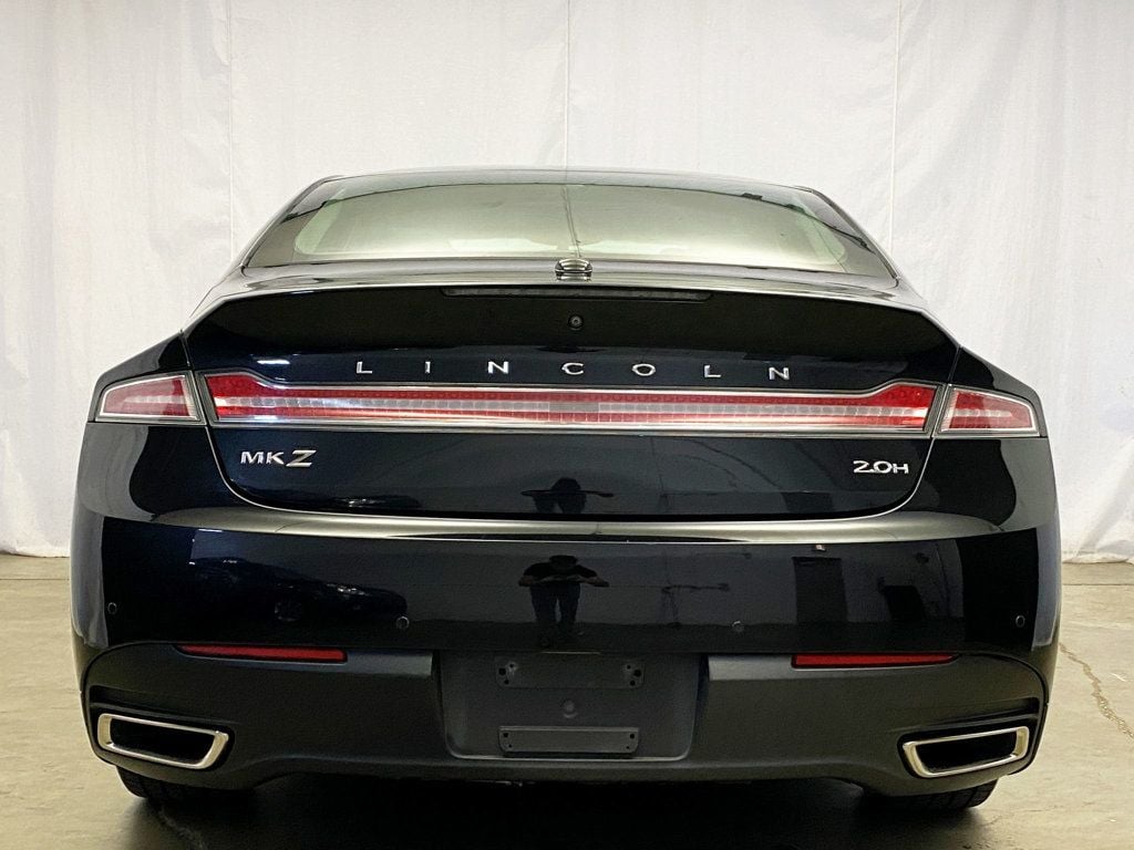 2015 Lincoln MKZ Hybrid photo 5