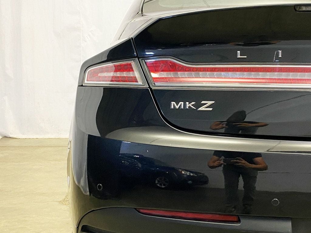 2015 Lincoln MKZ Hybrid photo 6