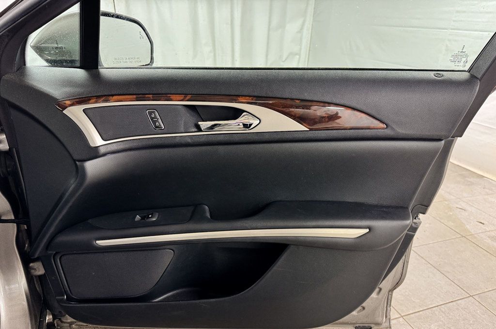 2015 Lincoln MKZ RESERVE 3.7L V6 AWD - 22976504 - 17