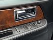 2015 Lincoln Navigator 4WD 4dr - 23039372 - 17