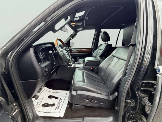 2015 Lincoln Navigator 4WD 4dr - 23039372 - 18