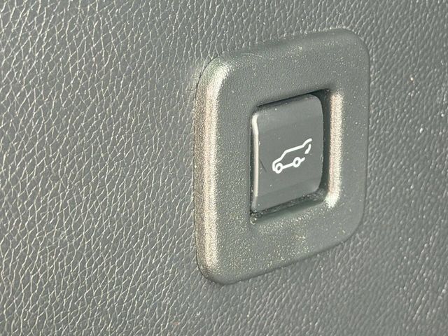 2015 Lincoln Navigator 4WD 4dr - 23039372 - 8