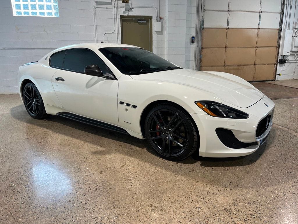 2015 Maserati Granturismo Sport MC photo 13