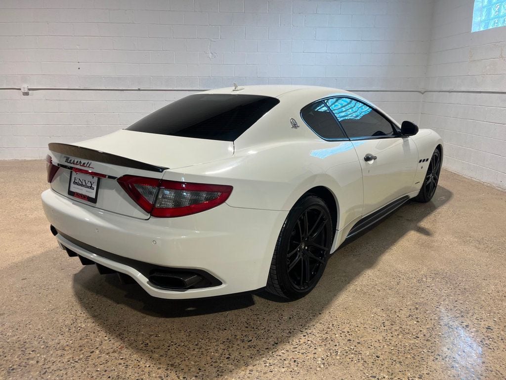 2015 Maserati Granturismo Sport MC photo 16