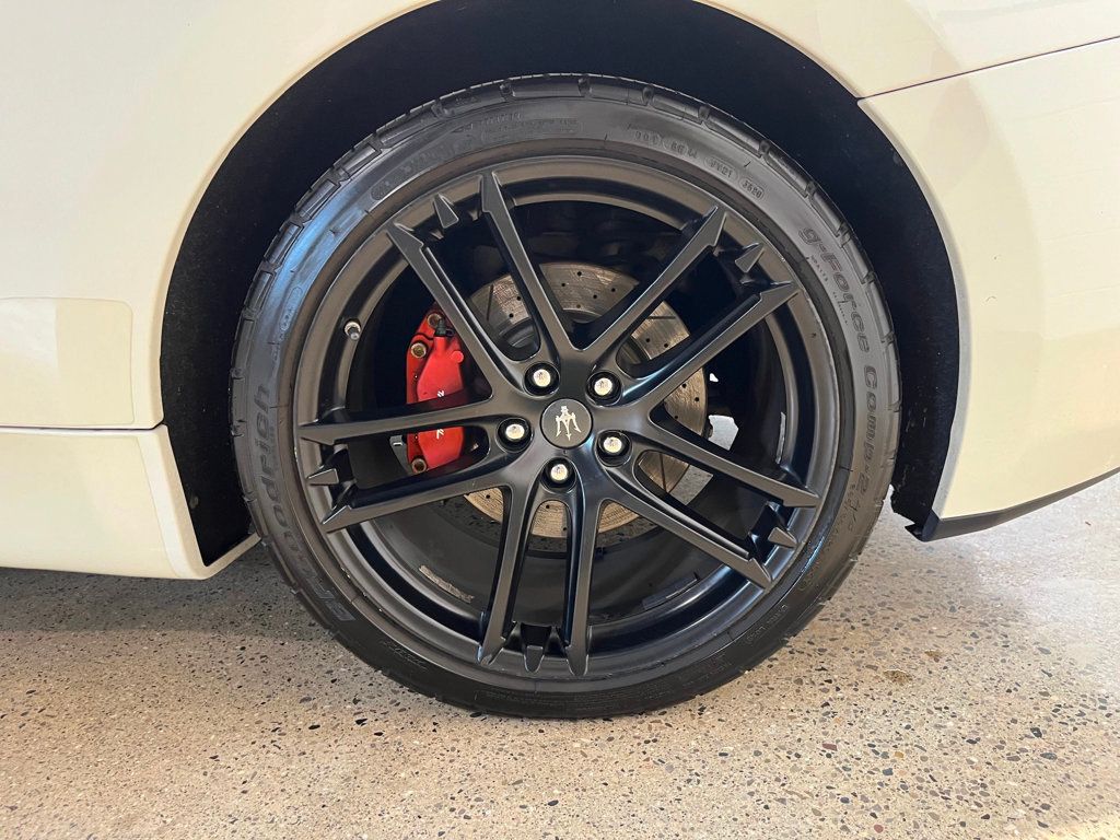 2015 Maserati Granturismo Sport MC photo 20