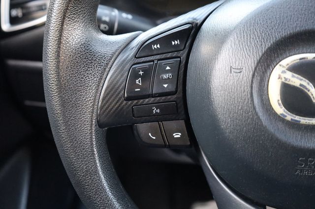2015 Mazda Mazda3 4dr Sedan Automatic i Sport - 22939565 - 25