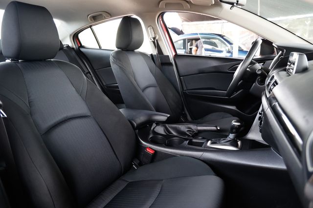 2015 Mazda Mazda3 4dr Sedan Automatic i SV - 23002791 - 20