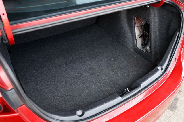 2015 Mazda Mazda3 4dr Sedan Automatic i SV - 23002791 - 24