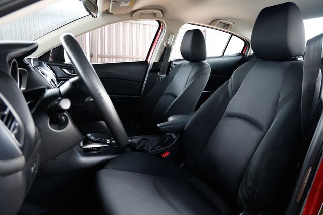 2015 Mazda Mazda3 4dr Sedan Automatic i SV - 23002791 - 8