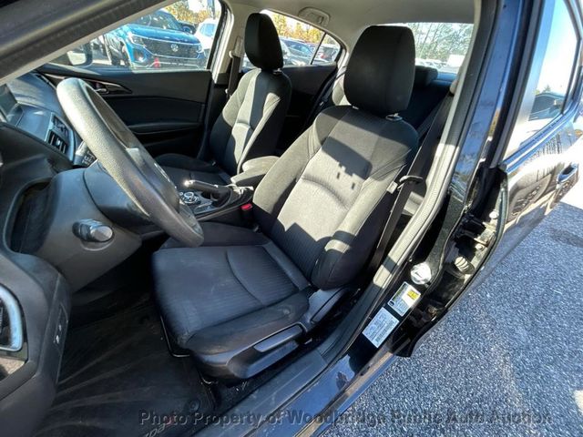 2015 Mazda Mazda3 4dr Sedan Manual i Sport - 23101529 - 4